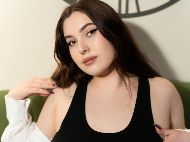 MelissaBonly - Sexe cam en vivo - 17991410