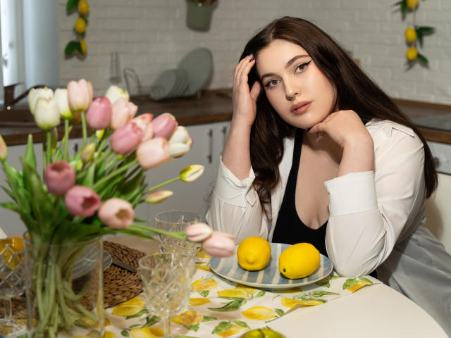 MelissaBonly - Sexe cam en vivo - 17991422