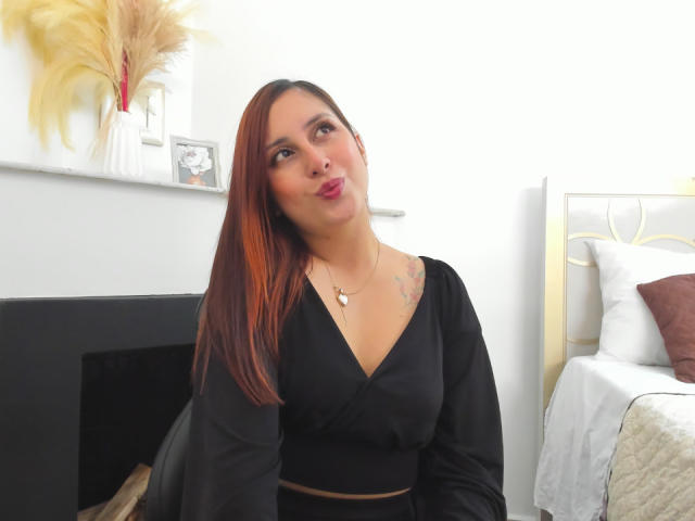 LaiaReyd - Live sex cam - 17993658