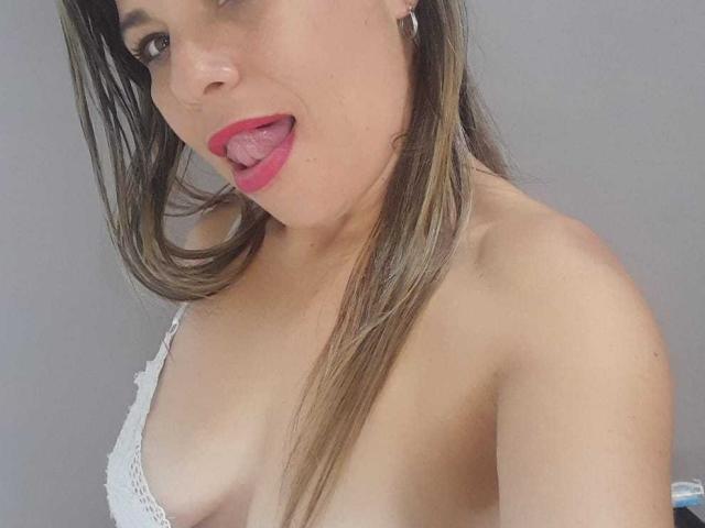 KarolJonson - Live porn &amp; sex cam - 17995150