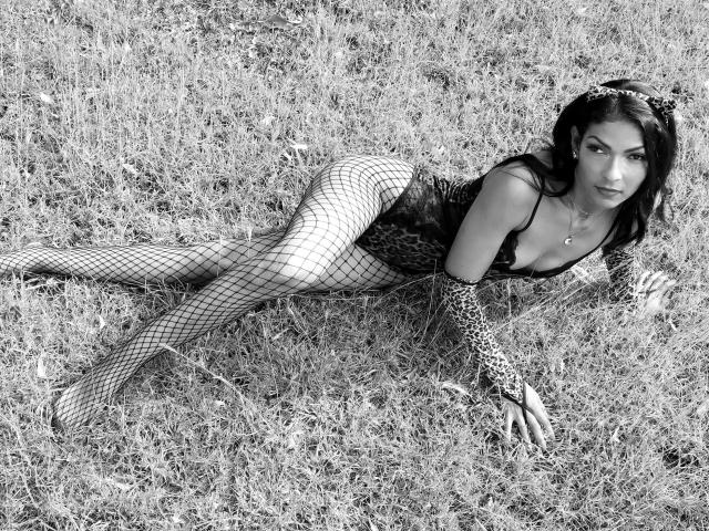 HannaPetit - Live sex cam - 17995198