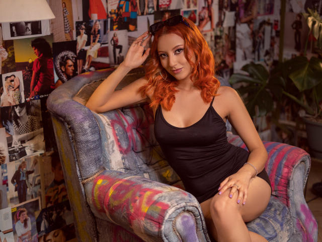 CarlaFranco - Live Sex Cam - 17997190