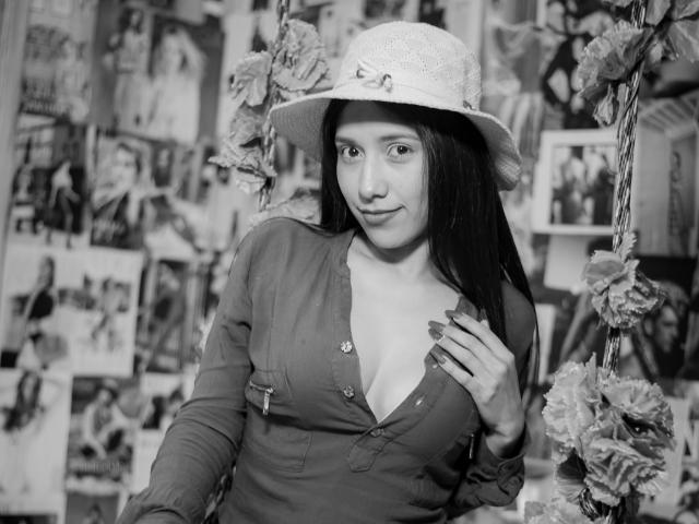 BrianaHarpers - Live porn &amp; sex cam - 17998842