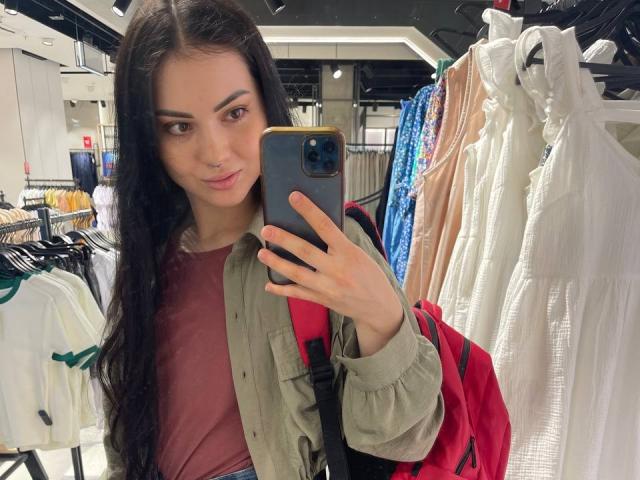 MulanHotX - Live porn &amp; sex cam - 18006970