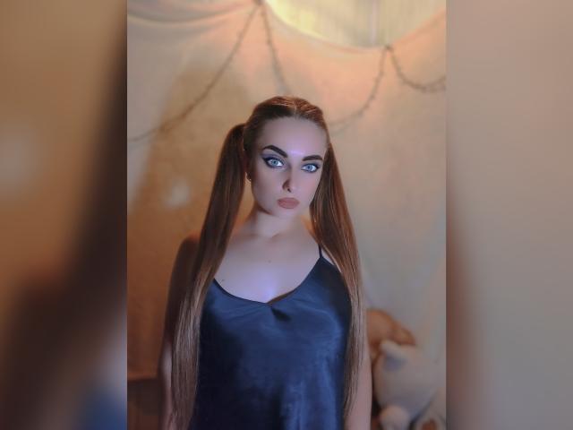 KariMillie - Live porn &amp; sex cam - 18008090