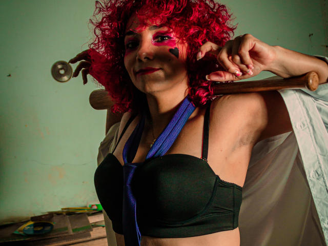 AmberDemons - Live porn &amp; sex cam - 18009042