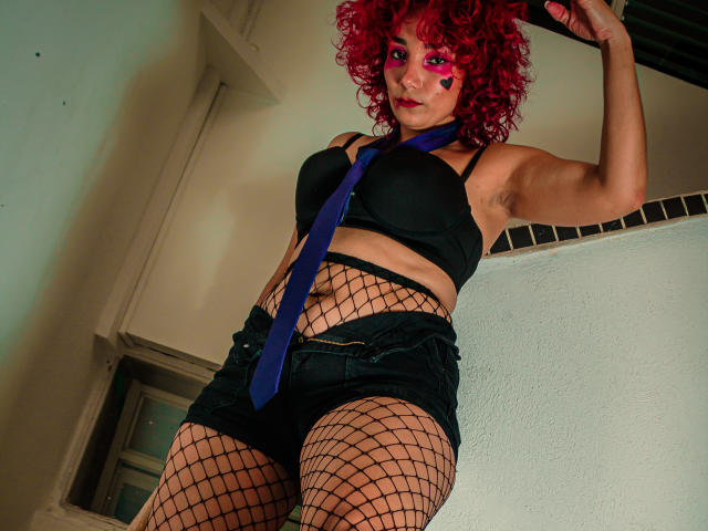 AmberDemons - Porno na żywo i seks kamera - 18009078