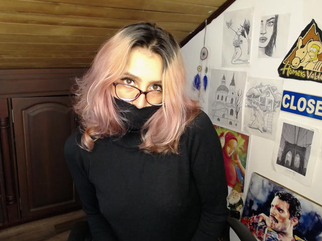 CarolineJones69 - Live porn &amp; sex cam - 18016238
