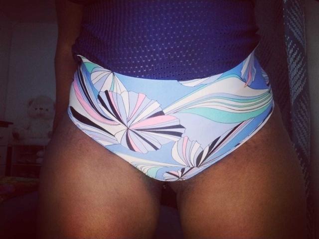 EmiraHot - פורנו בשידור חי ומצלמת סקס - 18019950