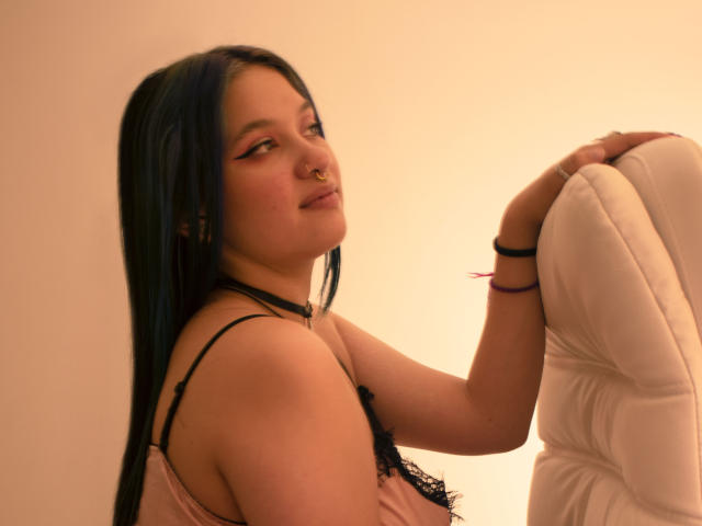 Milenie - Live porn &amp; sex cam - 18024534