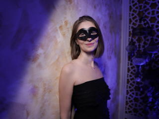 SandraDisguise - Live porn &amp; sex cam - 18033650