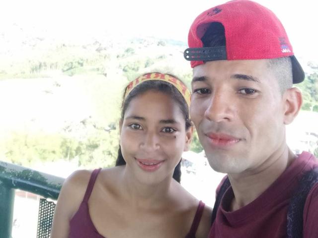 JazminaAndJosephe - Live porn &amp; sex cam - 18041702