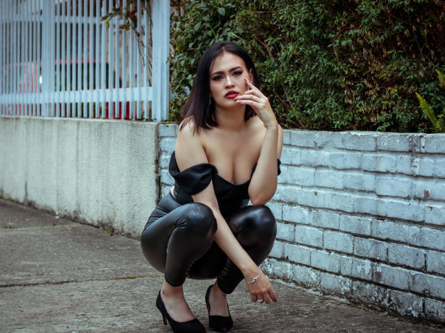 ClaireLourent - Live porn &amp; sex cam - 18044518