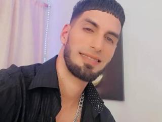 SkinnyBigCockX - Live porn &amp; sex cam - 18046470