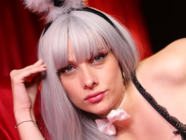 CharlotteBeker - Live porn &amp; sex cam - 18048034