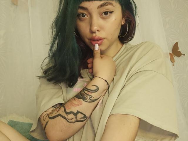 GillyBecker - Live sex cam - 18051826