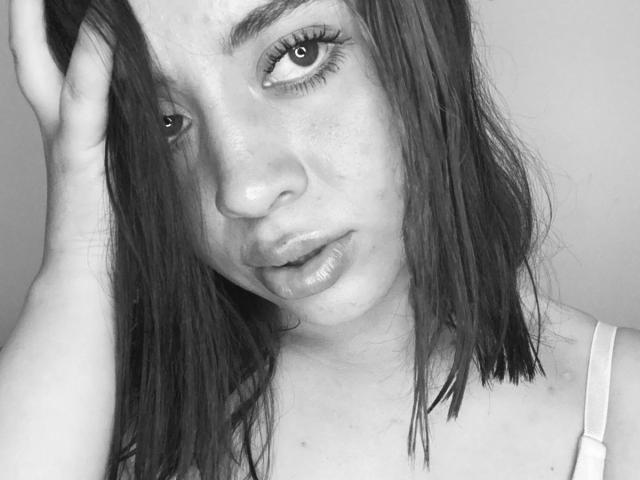 BonnyyMilthonn - Live porn &amp; sex cam - 18051962