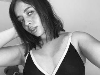 BonnyyMilthonn - Live porn &amp; sex cam - 18051978