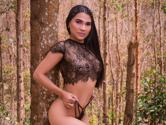 KistieCoopert - Porno na żywo i seks kamera - 18056158