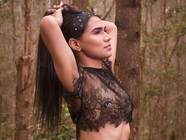 KistieCoopert - Live porn &amp; sex cam - 18056170