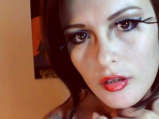 FlowerHotSexy - Chat cam porno avec cette Fabuleuse jeune camgirl en chaleur athlétique sur Xlove 