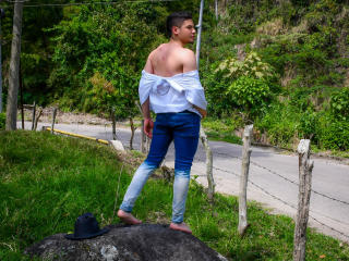 TeylorRivia - Live porn &amp; sex cam - 18057554