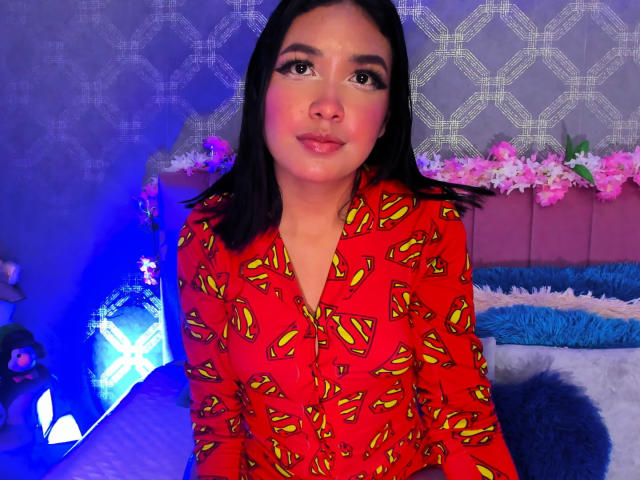 HallyColleman - сексуальная веб-камера в реальном времени - 18060278