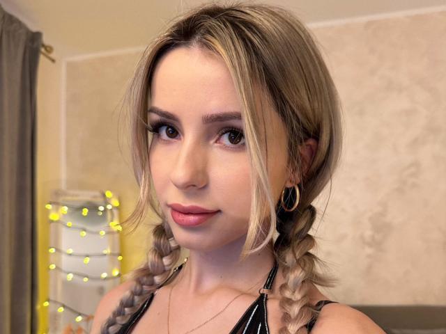 EleynaSweet - Live porn &amp; sex cam - 18061350