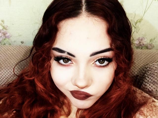 RedGirlLynne - Live porn &amp; sex cam - 18064858