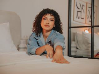 KarinaCurls - Live porn &amp; sex cam - 18070106