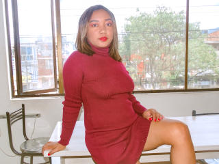 LucyWetWm - Live porn &amp; sex cam - 18071538