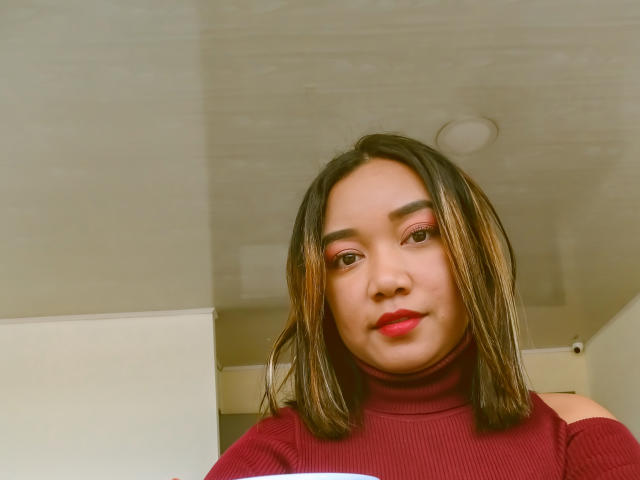 LucyWetWm - сексуальная веб-камера в реальном времени - 18071790