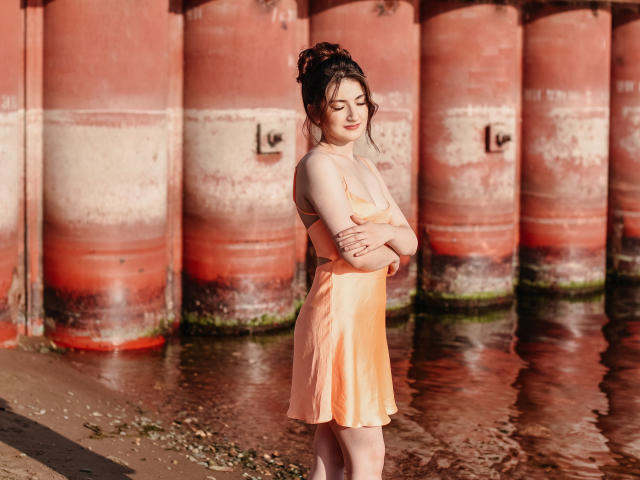 RosettaCavalli - Live porn &amp; sex cam - 18075970