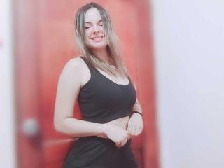 AlyBrown - Live porn &amp; sex cam - 18076982