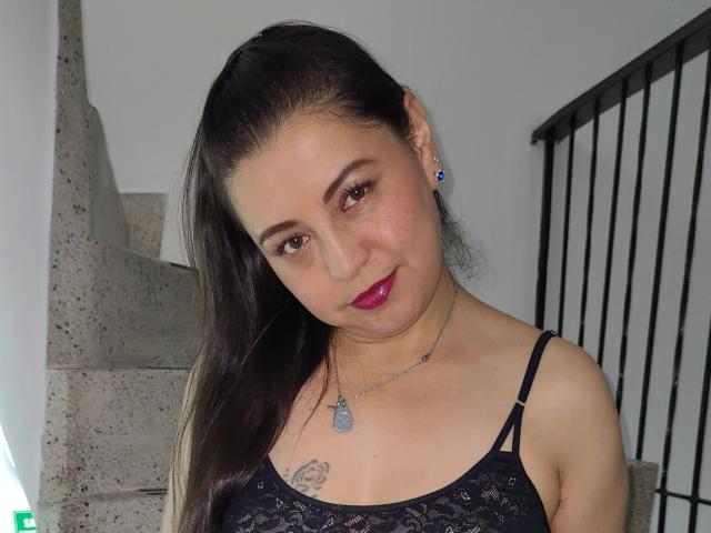 GabiFoks - Sexe cam en vivo - 18077710