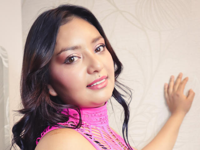 ShairaFort - Live sex cam - 18077778