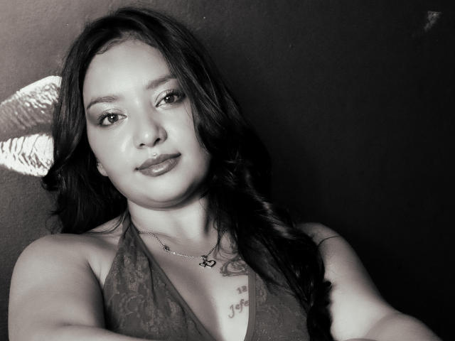 ShairaFort - Live porn &amp; sex cam - 18077834