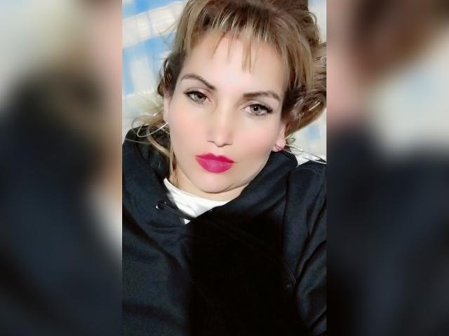 GiuliaAddams - Live sex cam - 18079558