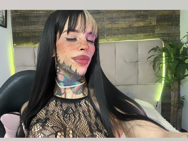 KhlerEnyel - Live sex cam - 18081514