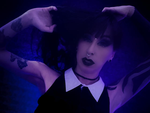 GrethelMuller - Élő pornó és szexkamera - 18083622