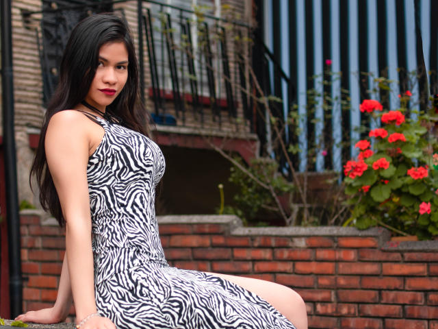 GraceeShelby - Live porno og sexkamera - 18086118