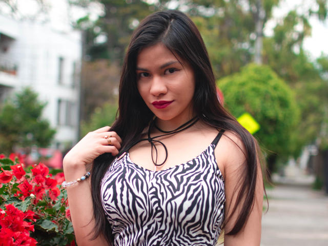 GraceeShelby - Live porno og sexkamera - 18086122