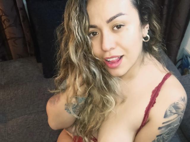 Joanallen - Élő pornó és szexkamera - 18087642