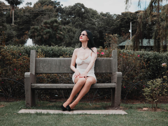 AlanaMoneth - Live porn &amp; sex cam - 18091610