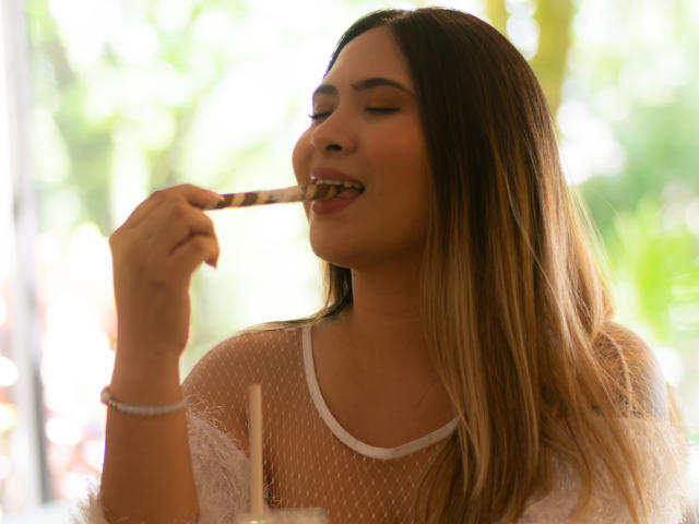 AlysonMyers - сексуальная веб-камера в реальном времени - 18092294