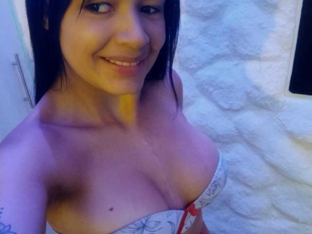 FloraJames - Sexe cam en vivo - 18092322