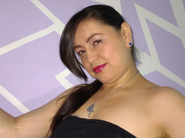 GabiFoks - Sexe cam en vivo - 18092790