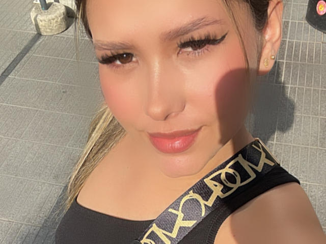 LilaLutz - Live porn &amp; sex cam - 18092842