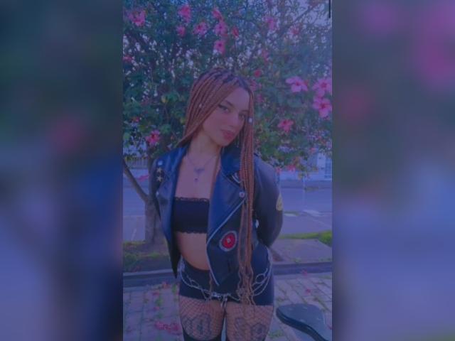 CamilaMae - Camera khiêu dâm &amp; quyến rũ trực tiếp - 18094526