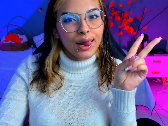 CamilleRossi - Sexe cam en vivo - 18094574